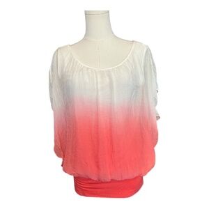 EUC Giusy coral & white ombré butterfly sleeve blouse – size Small